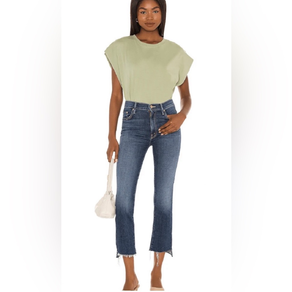 MOTHER insider crop step fray. Size 24